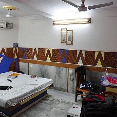 Ajay Guest House Нью-Дели Экстерьер фото